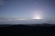 Gemini Observatory Cloudcam Captures Volcano’s Dramatic Glow