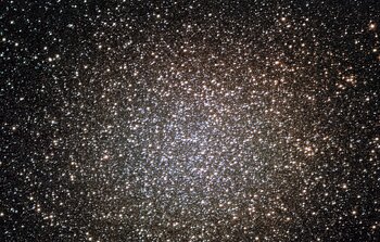 Potente cámara en Cerro Tololo captura impresionante imagen de Omega Centauri