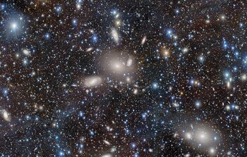 Dark Energy Camera Captures the Glittering Galaxies of the Antlia Cluster