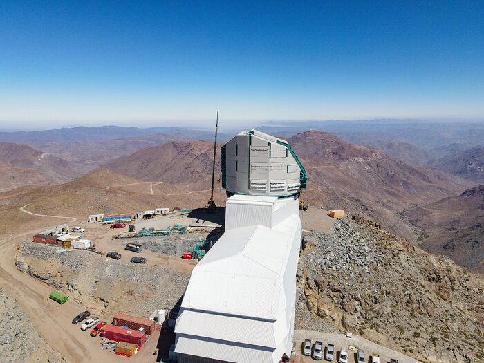 Vista aérea del Observatorio Vera C. Rubin.