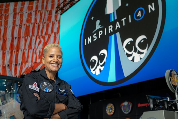 Sian Proctor en una visita al Campamento Espacial en Huntsville, Alabama