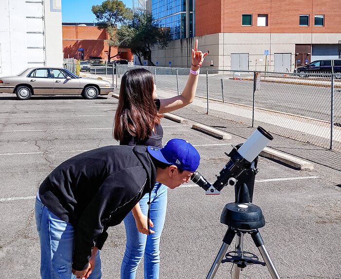 Solar Observing at Tucson Festival of Books 2022