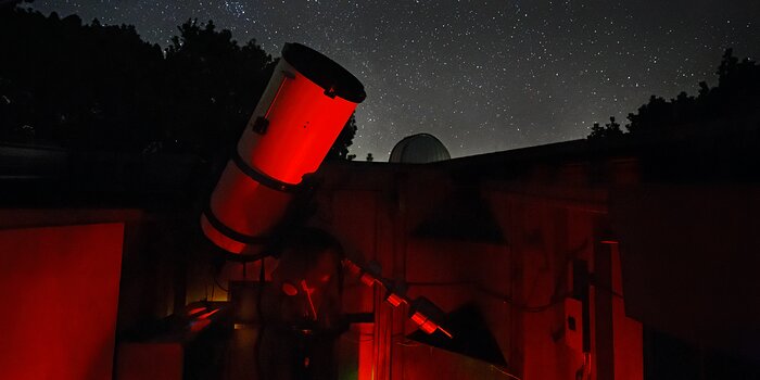 Night-time view of SOLARIO