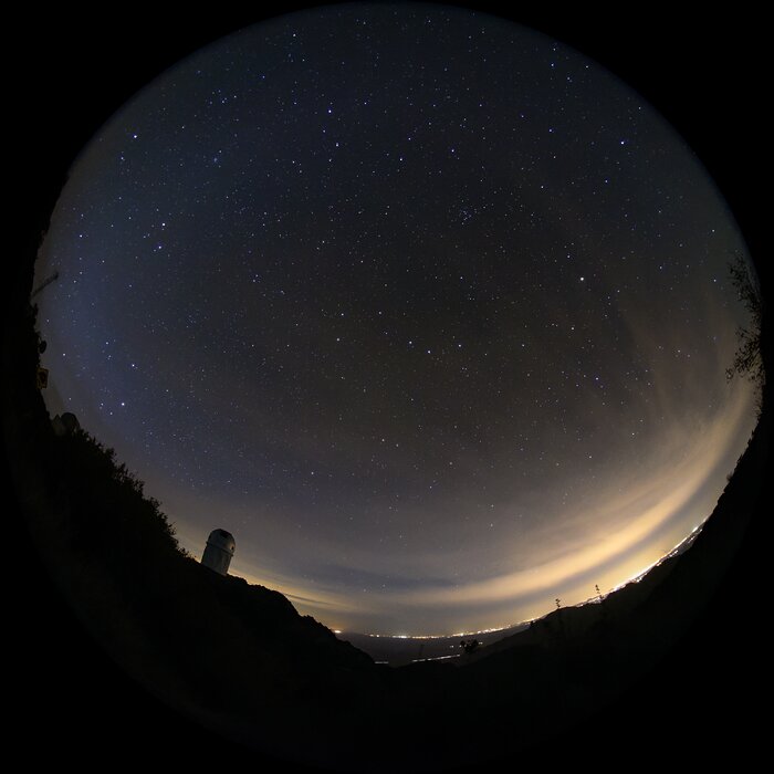 Fulldome view of the Night Sky Above the Mayall 4-meter Telescope at Kitt Peak National Observatory