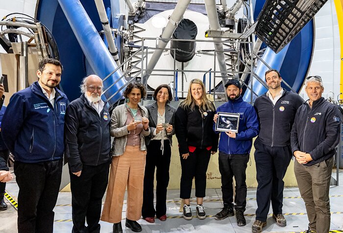 Colaboradores de AURA y NOIRLab con el Presidente de Chile, Gabriel Boric, en CTIO