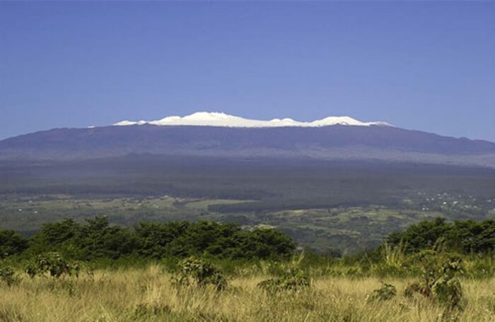 Mauna Kea snow as seen from Hilo