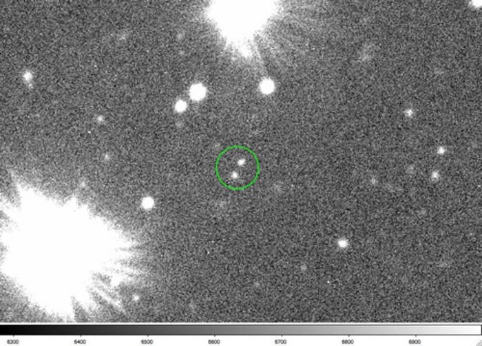 Optical image of the Kuiper Belt binary 2001 QW322