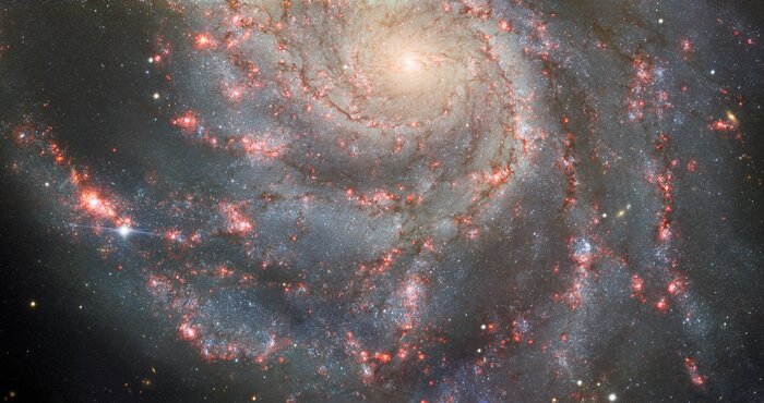 Gemini North Back On Sky With Dazzling Image of Supernova in the Pinwheel Galaxy