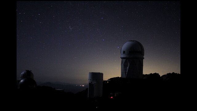Star rise over the Mayal 4-m Telescope