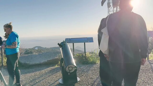 Visitantes de la Nación Tohono O’odham en el Observatorio Nacional de Kitt Peak